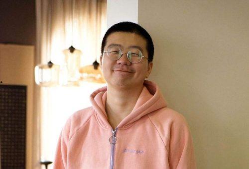 李诞池子背景,李诞与池子的人生轨迹与喜剧传奇  第2张